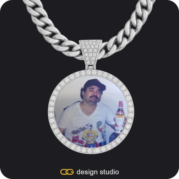 Custom Photo Pendant - Silver / Circle (3 cm) / Cuban (10mm)