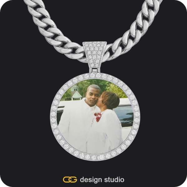 Custom Photo Pendant - Gold / Circle (3 cm) / Cuban (10mm),Custom Photo Pendant - Silver / Circle (3 cm) / Cuban (10mm)