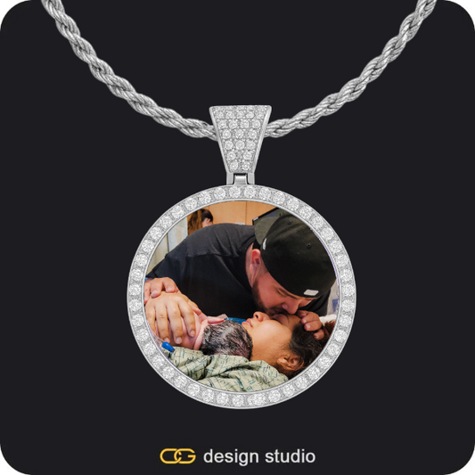 Custom Photo Pendant - Silver / Circle (3 cm) / Rope
