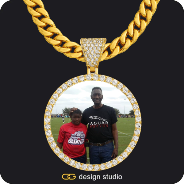 Custom Photo Pendant - Gold / Circle (4 cm) / Cuban (10mm)