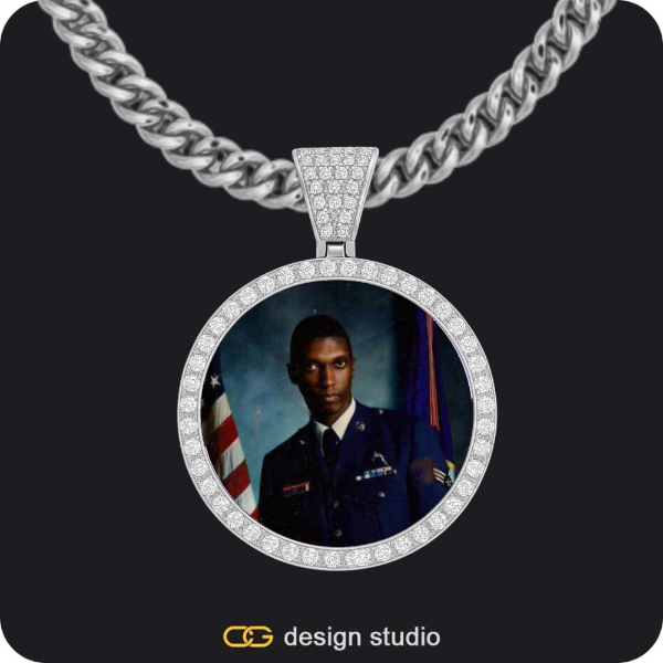 Custom Photo Pendant - Silver / Circle (3 cm) / Cuban (5mm)