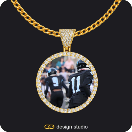 Rectangle Initial necklace - Z,Custom Photo Pendant - Gold / Circle (3 cm) / Cuban (3mm)
