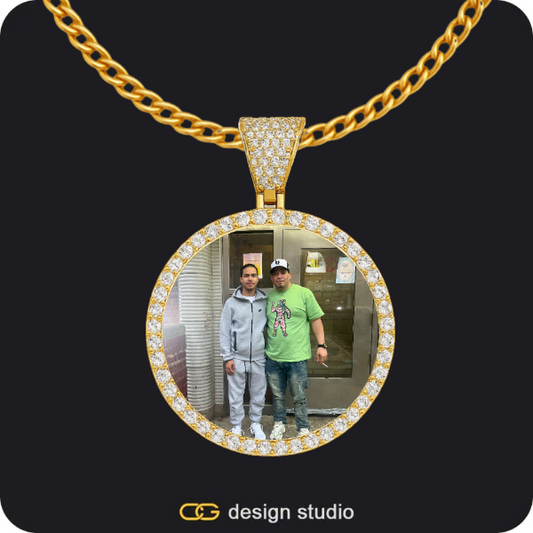 Custom Photo Pendant - Gold / Circle (3 cm) / Cuban (3mm)