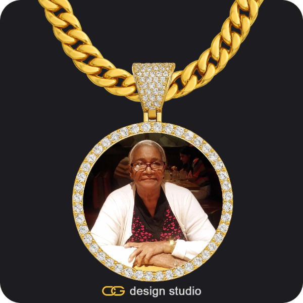 Custom Photo Pendant - Gold / Circle (4 cm) / Cuban (10mm)