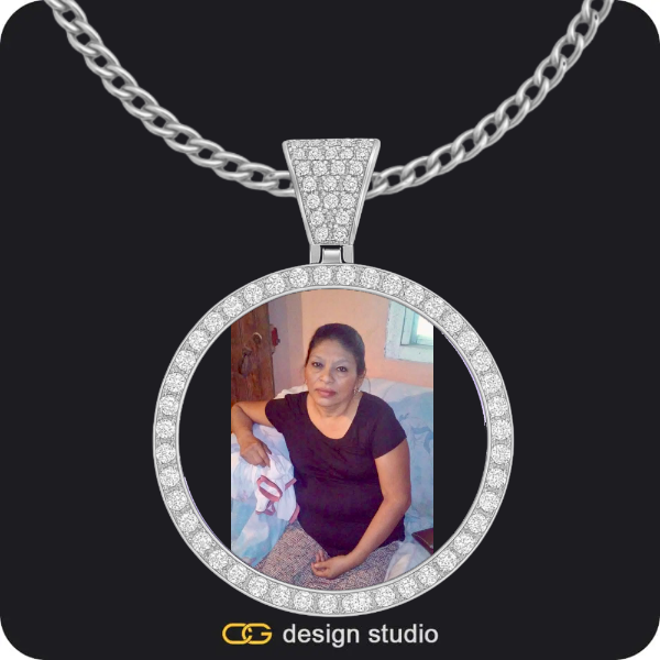 Custom Photo Pendant - Silver / Circle (4 cm) / Cuban (3mm)