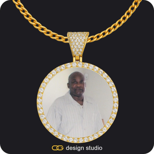 Custom Photo Pendant - Gold / Circle (4 cm) / Cuban (3mm)