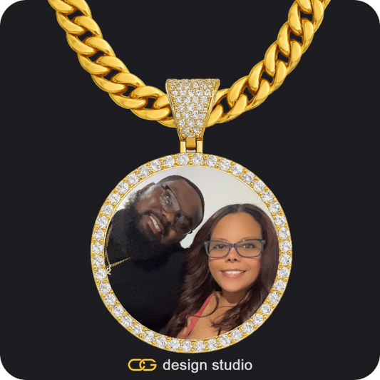 Custom Photo Pendant - Gold / Circle (4 cm) / Cuban (10mm)
