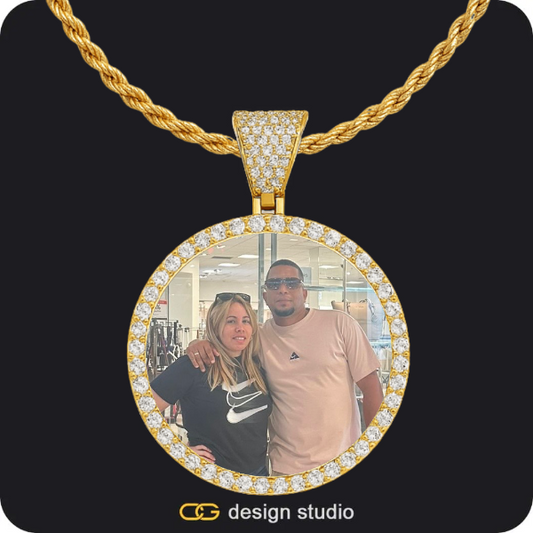 Custom Photo Pendant - Gold / Circle (4 cm) / Rope