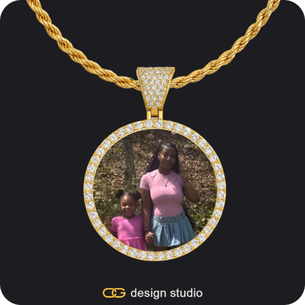 Custom Photo Pendant - Gold / Circle (3 cm) / Rope