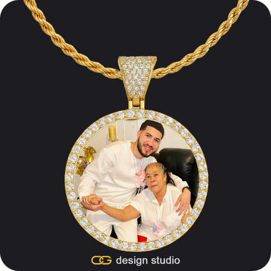 Custom Photo Pendant - Gold / Circle (4 cm) / Rope