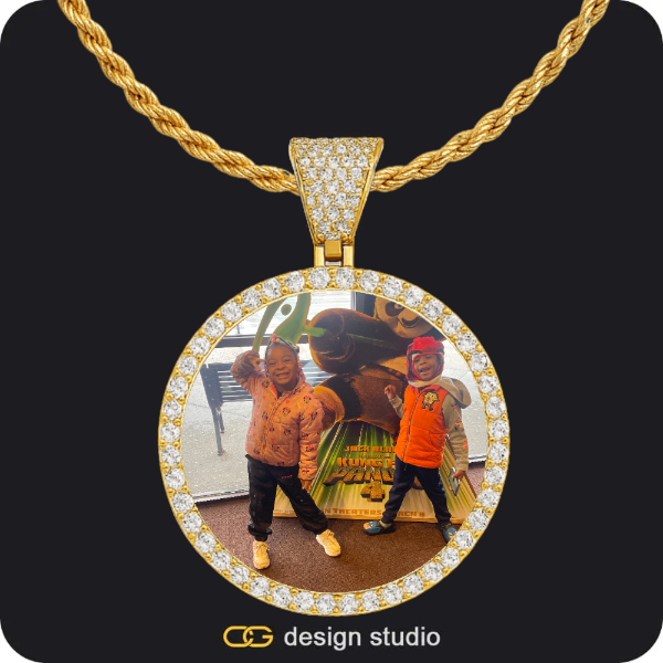 Custom Photo Pendant - Gold / Circle (4 cm) / Rope,Custom Photo Pendant - Gold / Circle (4 cm) / Rope,Custom Photo Pendant - Gold / Heart / Cuban (3mm)