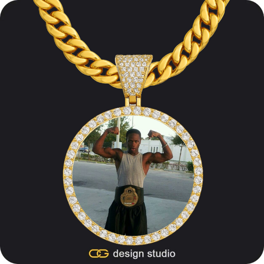 Custom Photo Pendant - Gold / Circle (4 cm) / Cuban (10mm)