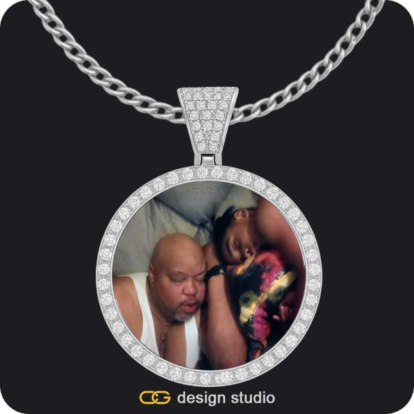 Custom Photo Pendant - Silver / Circle (4 cm) / Cuban (3mm)