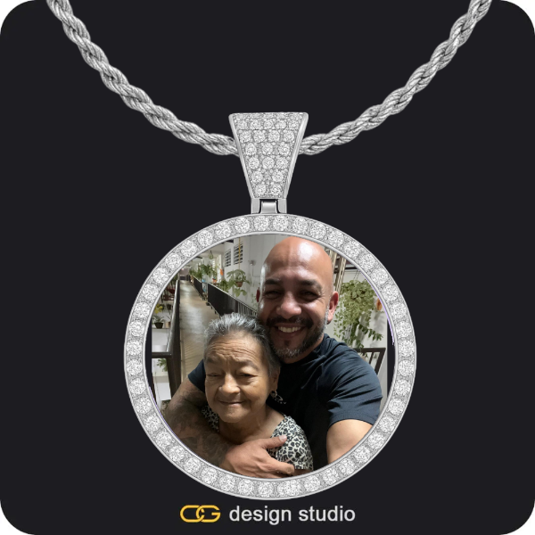 Custom Photo Pendant - Silver / Circle (4 cm) / Rope