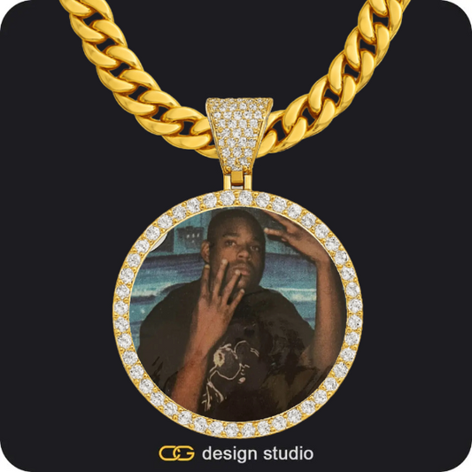 Rectangle Initial necklace - U,Custom Photo Pendant - Gold / Circle (4 cm) / Cuban (10mm)