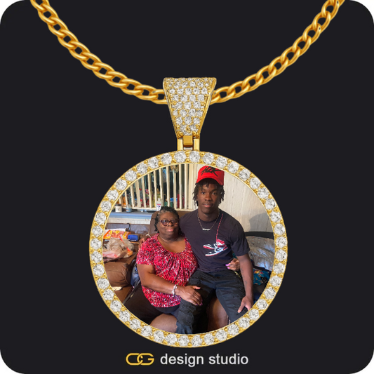 Custom Photo Pendant - Gold / Circle (4 cm) / Cuban (3mm)