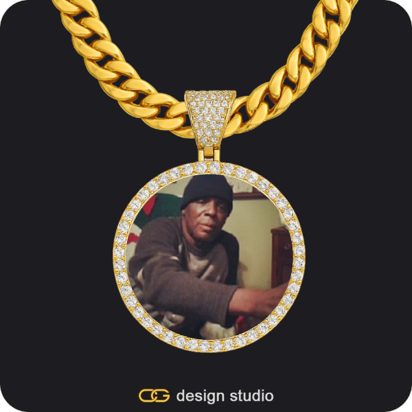 Rectangle Initial necklace - Z,Custom Photo Pendant - Gold / Circle (3 cm) / Cuban (10mm)