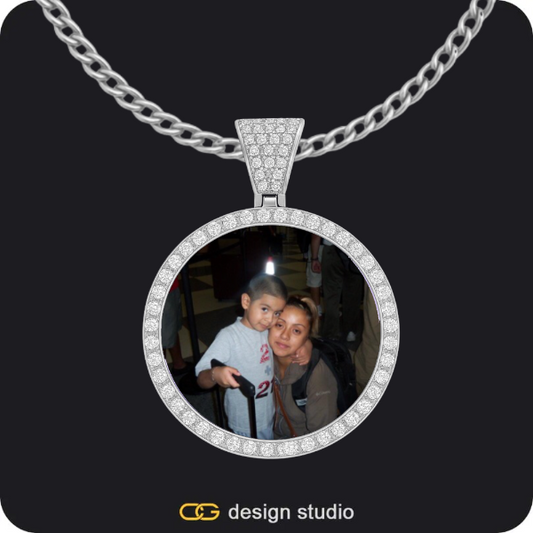 Custom Photo Pendant - Silver / Circle (3 cm) / Cuban (3mm)