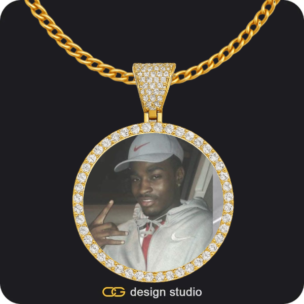Custom Photo Pendant - Gold / Circle (4 cm) / Cuban (3mm)