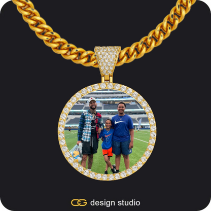 Custom Photo Pendant - Gold / Rectangle / Cuban (10mm),Custom Photo Pendant - Gold / Circle (4 cm) / Cuban (10mm),Custom Photo Pendant - Gold / Rectangle / Cuban (5mm),Custom Photo Pendant - Gold / Circle (3 cm) / Cuban (5mm)