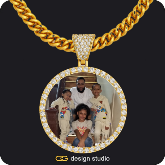 Custom Photo Pendant - Gold / Circle (4 cm) / Cuban (5mm)