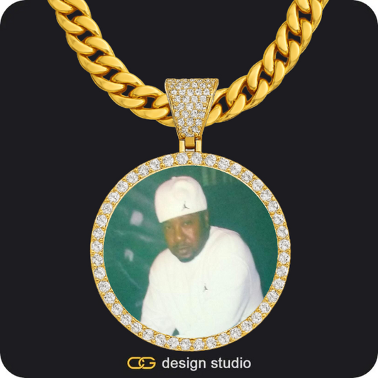 Custom Photo Pendant - Gold / Circle (4 cm) / Cuban (10mm)