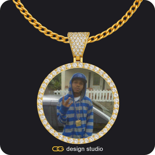 Custom Photo Pendant - Gold / Circle (4 cm) / Cuban (3mm)