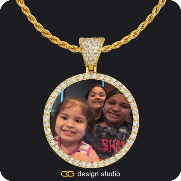 Custom Photo Pendant - Gold / Circle (4 cm) / Rope