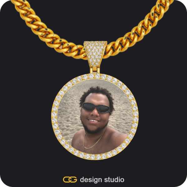Custom Photo Pendant - Gold / Circle (3 cm) / Cuban (5mm)