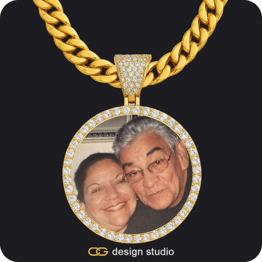 Custom Photo Pendant - Gold / Circle (4 cm) / Cuban (10mm)