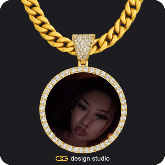 Custom Photo Pendant - Gold / Circle (4 cm) / Cuban (10mm)