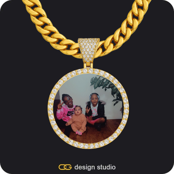 Custom Photo Pendant - Gold / Circle (3 cm) / Cuban (10mm)