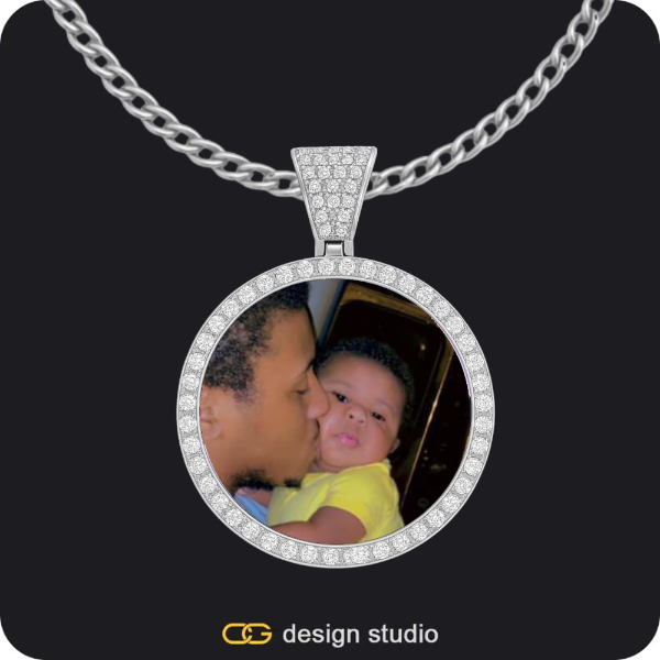 Custom Photo Pendant - Silver / Circle (3 cm) / Cuban (3mm)