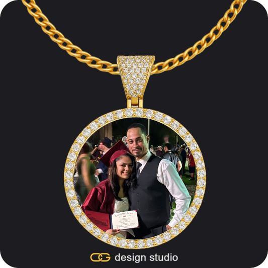 Custom Photo Pendant - Gold / Circle (4 cm) / Cuban (3mm)