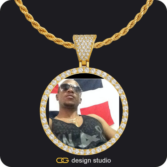 Custom Photo Pendant - Gold / Circle (4 cm) / Rope