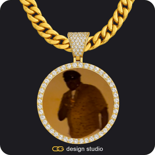Custom Photo Pendant - Gold / Circle (4 cm) / Cuban (10mm)