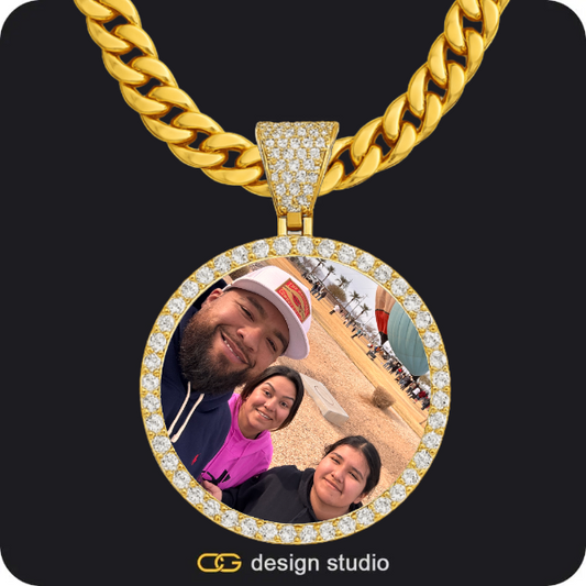 Butterfly initial necklace - F,Custom Photo Pendant - Gold / Circle (4 cm) / Cuban (10mm)