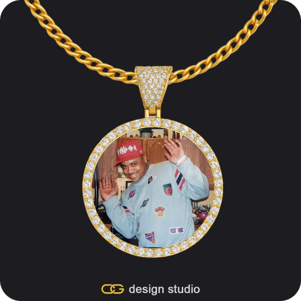 Custom Photo Pendant - Gold / Circle (3 cm) / Cuban (3mm)