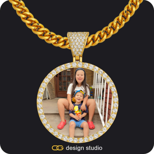 Custom Photo Pendant - Gold / Circle (4 cm) / Cuban (5mm)