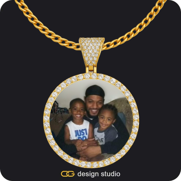 Custom Photo Pendant - Gold / Circle (4 cm) / Cuban (3mm)