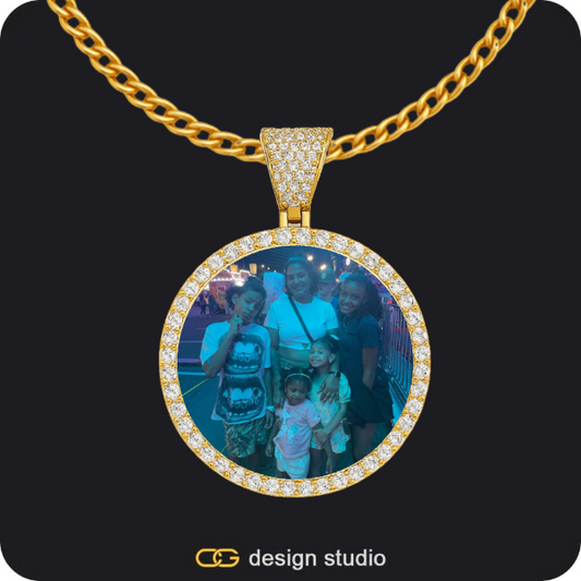 Custom Photo Pendant - Gold / Circle (3 cm) / Cuban (3mm)