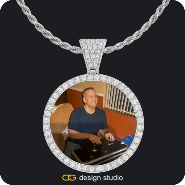 Custom Photo Pendant - Silver / Circle (4 cm) / Rope