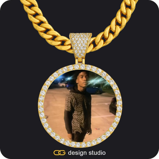 Custom Photo Pendant - Gold / Circle (4 cm) / Cuban (10mm)