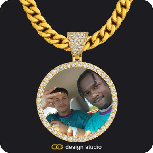 Custom Photo Pendant - Gold / Circle (4 cm) / Cuban (10mm)