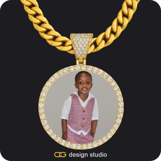 Custom Photo Pendant - Gold / Circle (4 cm) / Cuban (10mm)