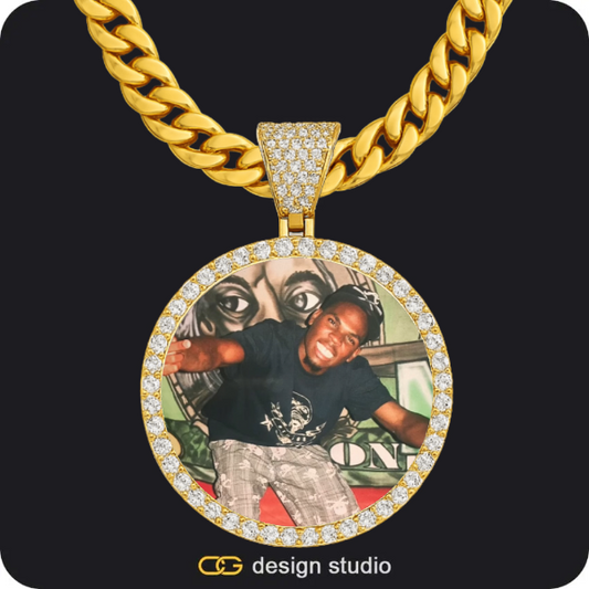 Custom Photo Pendant - Gold / Circle (4 cm) / Cuban (10mm)
