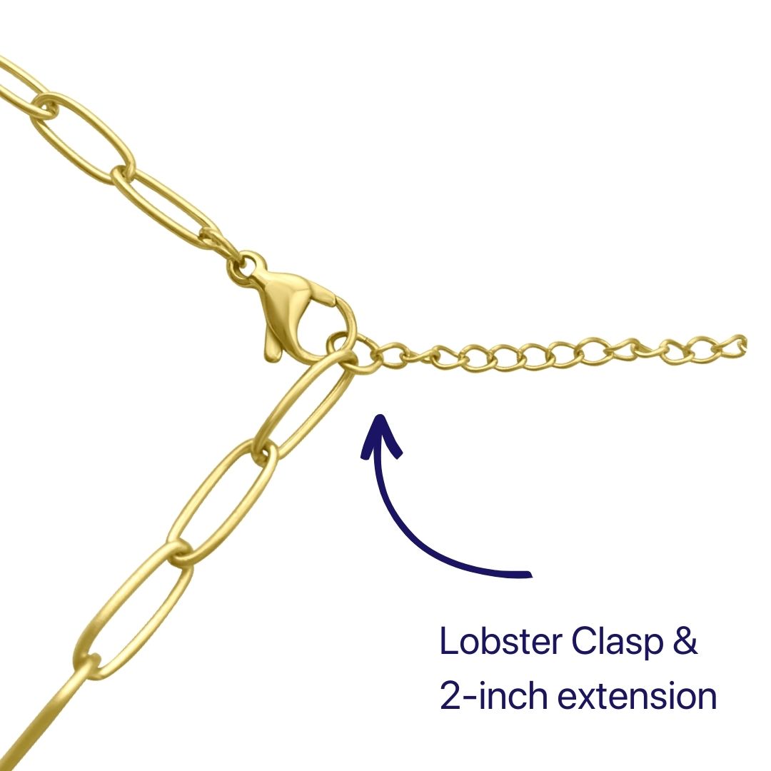 El collar con nombre brillante esencial